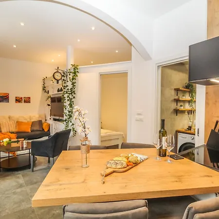 Apartment Arena With Free Private Parking Pula