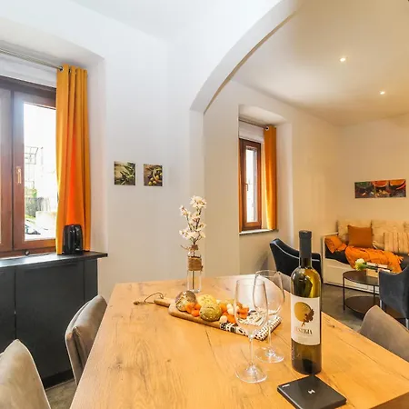 Arena With Free Private Parking Pula