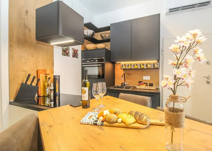 Arena With Free Private Parking Apartment Pula